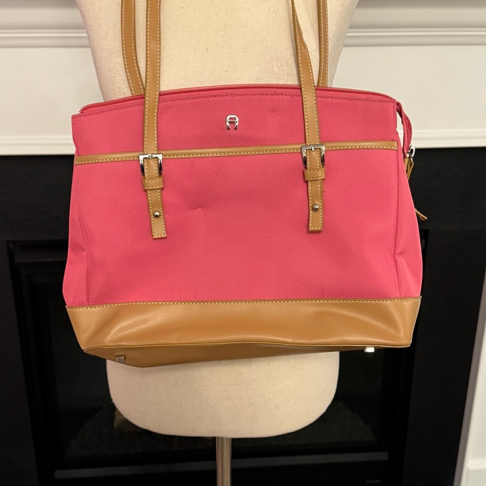 💕 Etienne Aigner Coral & Tan Canvas Tote Bag 💕